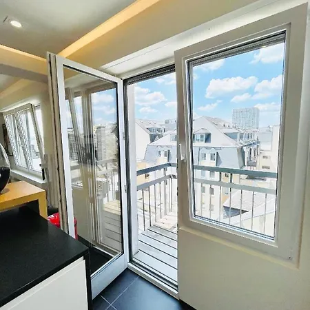 Apartamento Luxurious 1 Bedroom In The Heart Of City Center-25 *